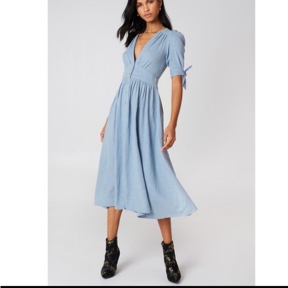 Free People Dresses & Skirts - Free People Love of My Life dress. Blue. 100% cotton. Natural fabric. Size L